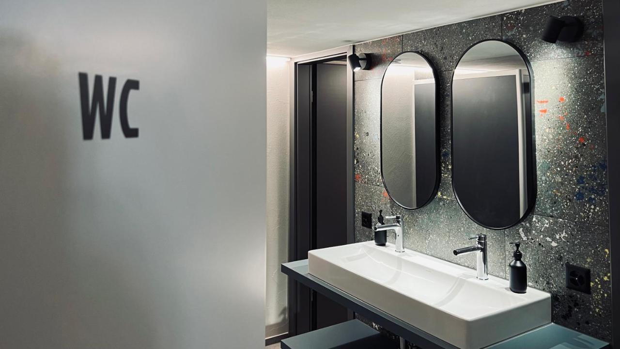 Hotel Alpina Einhorn - Self-Check-In Wolfenschiessen Exteriör bild