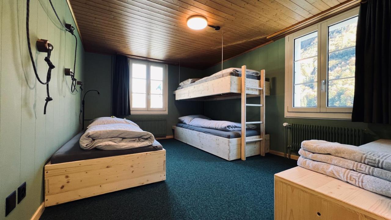 Hotel Alpina Einhorn - Self-Check-In Wolfenschiessen Exteriör bild